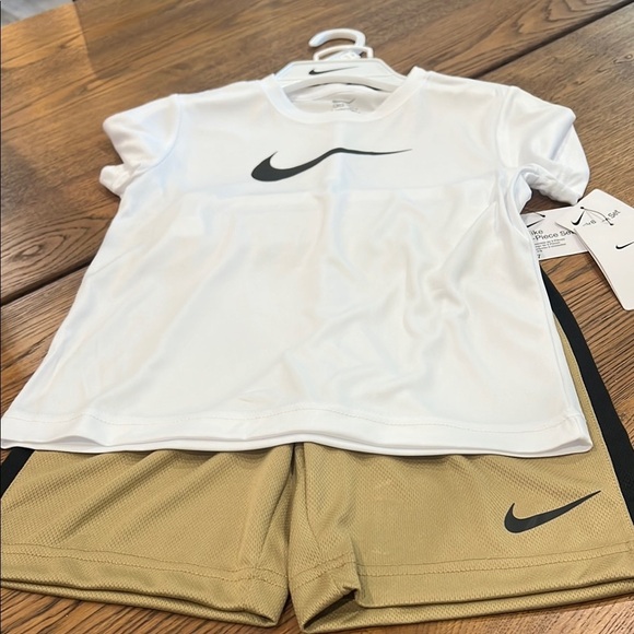 Nike Matching Set White and Tan Athletic Wear - Picture 1 of 4